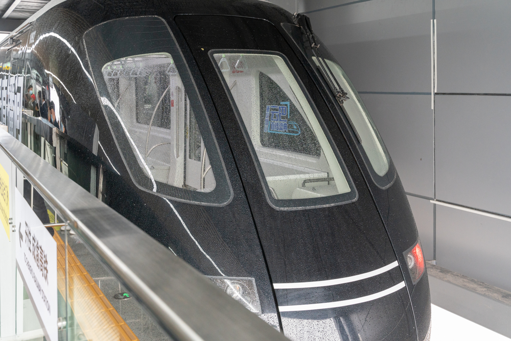 All Aboard the Future: Caltrain’s Electric-Battery Powered Train!